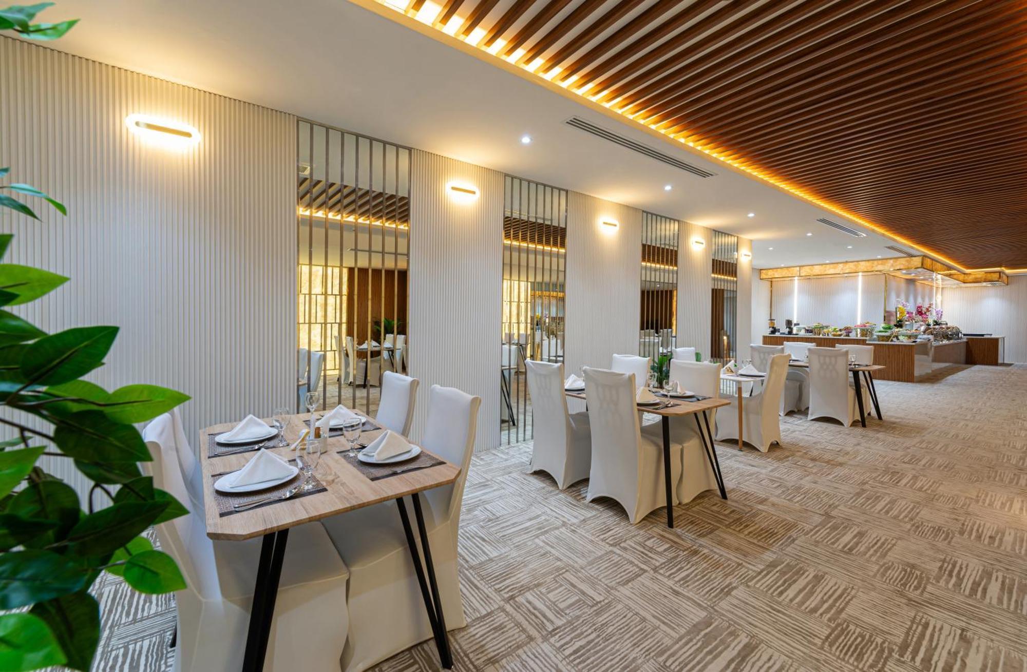 Ross Hotel Riyad Extérieur photo